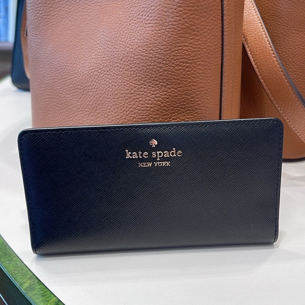 Kate Spade Madison Large Slim Bifold Wallet
Black 
NWT - Picture 5 of 16